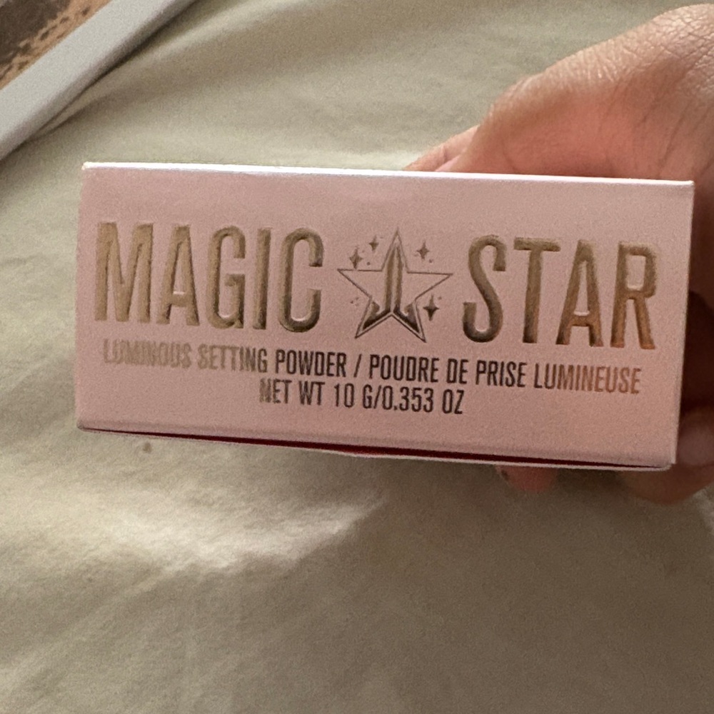 Magic Star Luminous Setting Powder